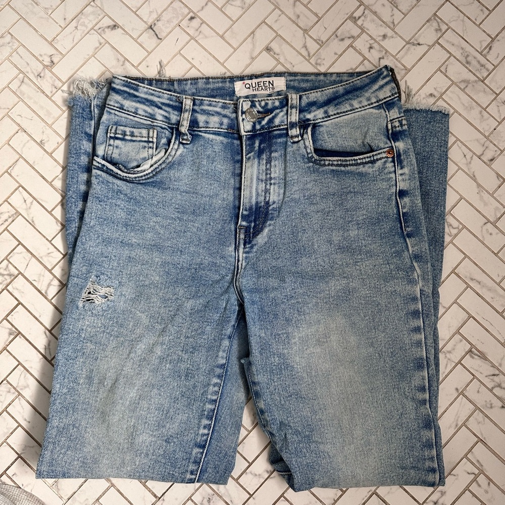 Queen of Hearts Light Blue Denim Frayed Jeans
